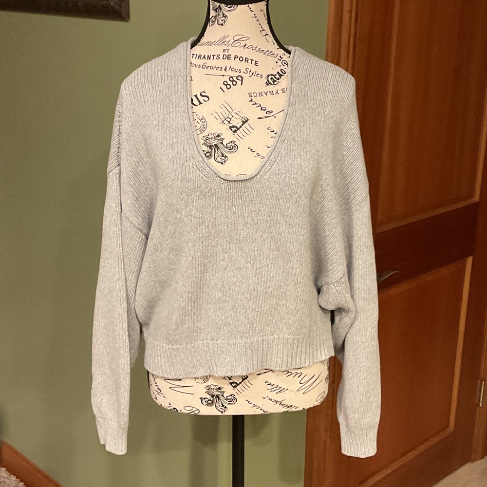 Free People Light Gray V-Neck Sweater, Size L